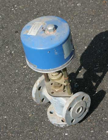 Hubstellantrieb Elesta ASKC11 220V mit 3-Wege Ventil DN20