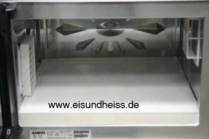 1.000 Watt Gewerbe Mikrowelle SANYO EM-S 1000 Gebrauchtgerät